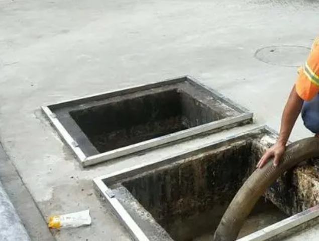 富裕化粪池清理