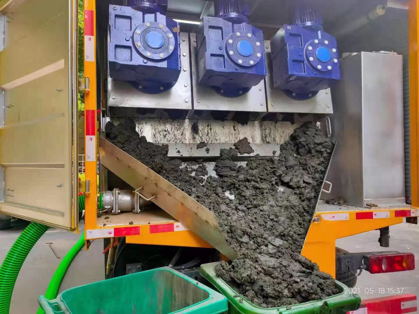 富裕化粪池清掏城市维护站-泥浆净化干湿分离处理